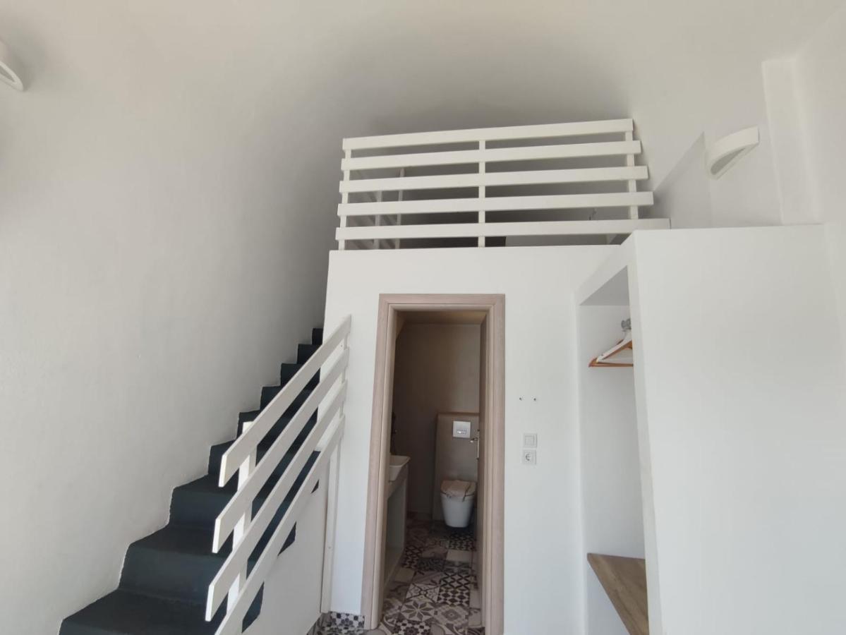 Appartement Fira Exo Katikies- Urban Fira Extérieur photo